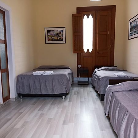 Mango Hostel B&B アレキパ エクステリア 写真