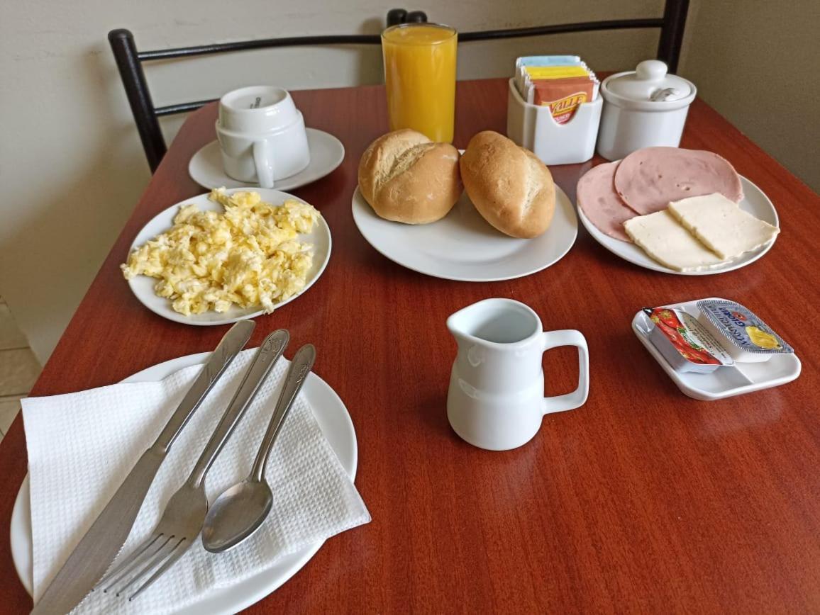 Mango Hostel B&B アレキパ エクステリア 写真