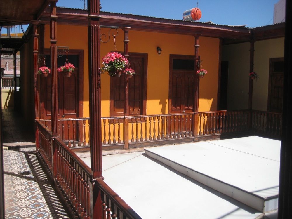 Mango Hostel B&B アレキパ エクステリア 写真