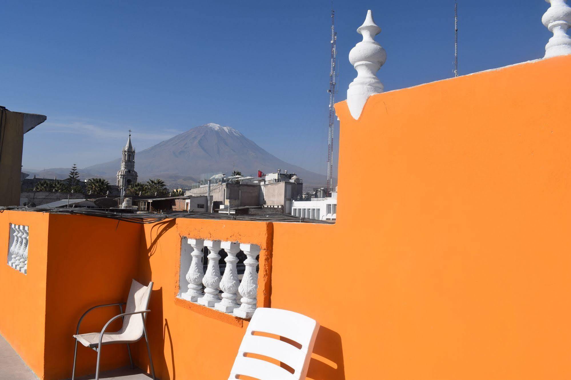 Mango Hostel B&B アレキパ エクステリア 写真